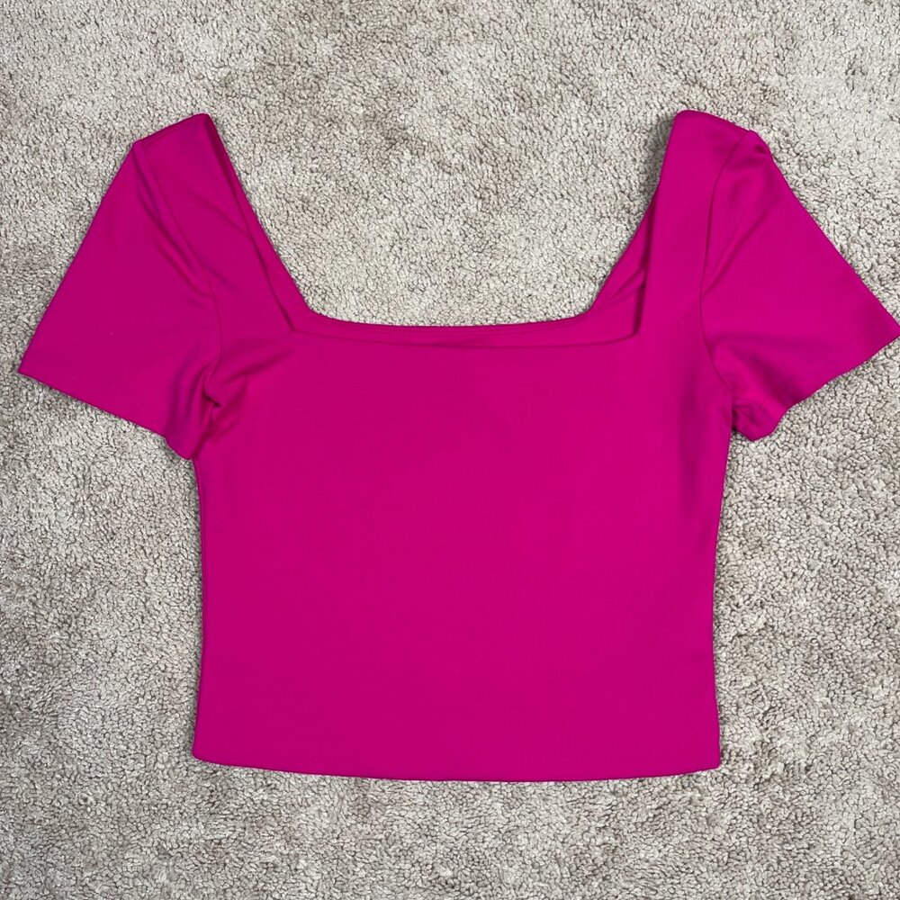 Aritzia Babaton Shirt Womens M Pink Contour Tee Square Neck Second Skin Barbie